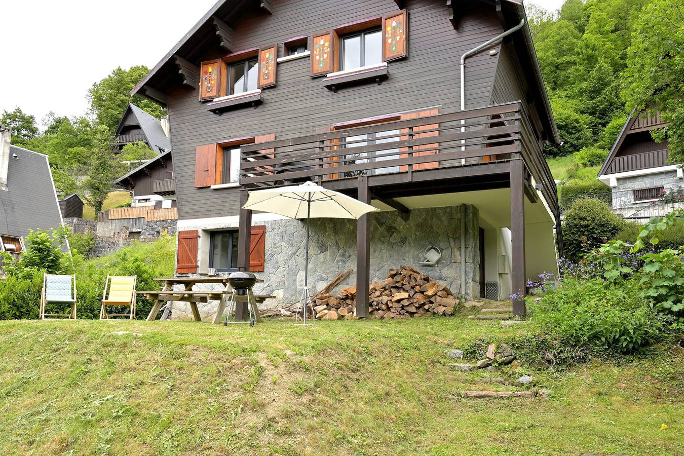 Chalet 'Appartement Les Isards' avec vue sur la montagne, Wi-Fi et climatisation in Saint-Lary-Soulan, Parc national des Pyrénées