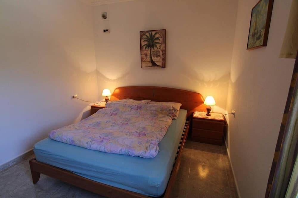 Saona Villas (As Barba): villa for 6 people, private swimming pool, air co in Pedreguer, Costa Blanca