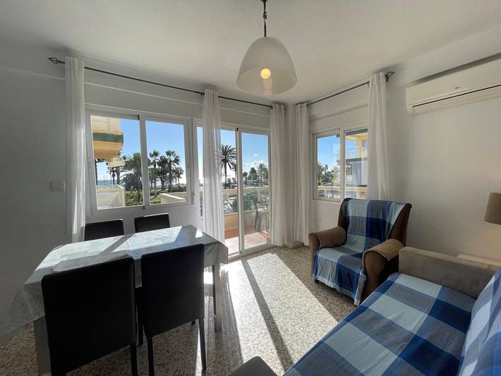 Gîte pour 5 personnes, avec terrasse et piscine à Torre del Mar - 4