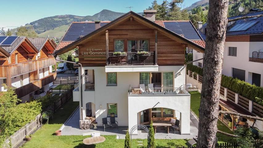 B&b per 2 persone, con Terrazza e Giardino nonché Sauna in Dolomiti di Braies