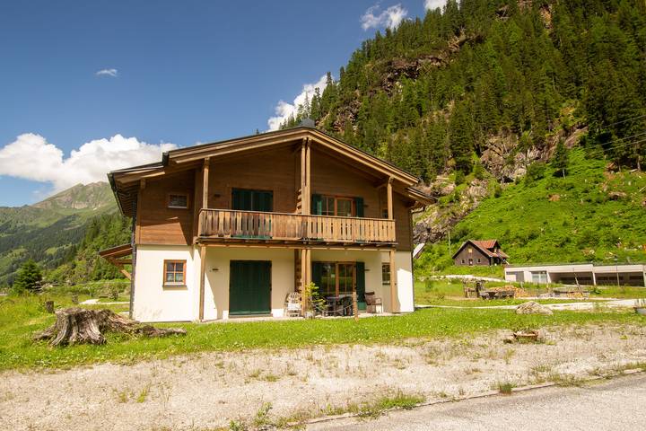 Ferienhaus für 6 Personen, mit Terrasse und Seeblick sowie Garten, mit Haustier in Uttendorf - 4