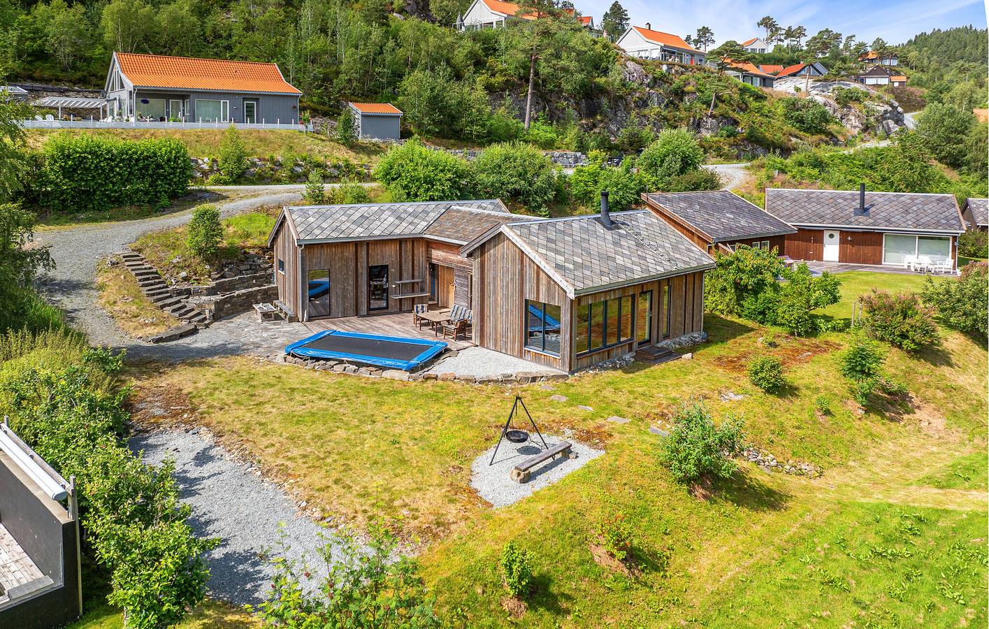 Ferienhaus für 12 Personen mit Terrasse in Hjelmeland