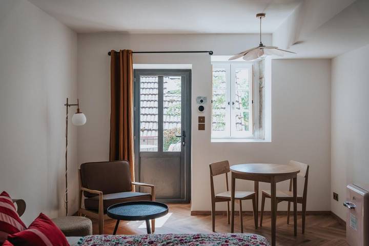 Hôtel pour 2 personnes, avec vue et jardin à Change - 3