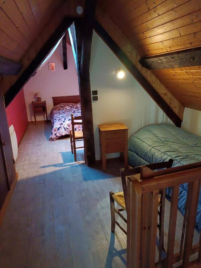 Gîte pour 5 personnes, avec terrasse ainsi que jardin et vue dans Station d'Artouste - 4