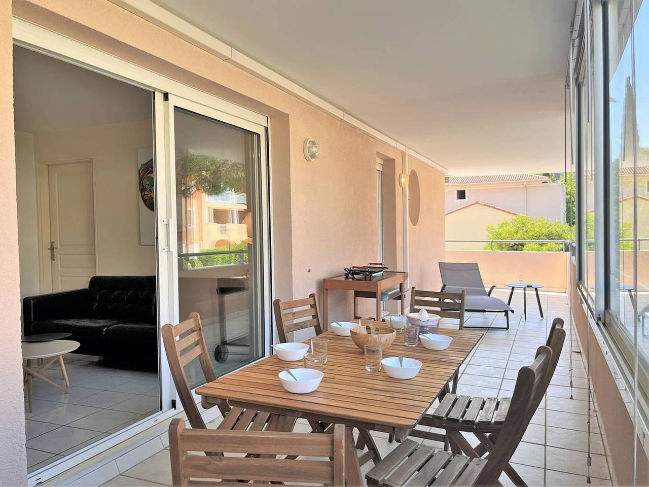 Appartement entier, Appartement climatisé avec piscine, terrasse et parking - 6 couchages, près de la plage in Le Lavandou, Parc national de Port-Cros