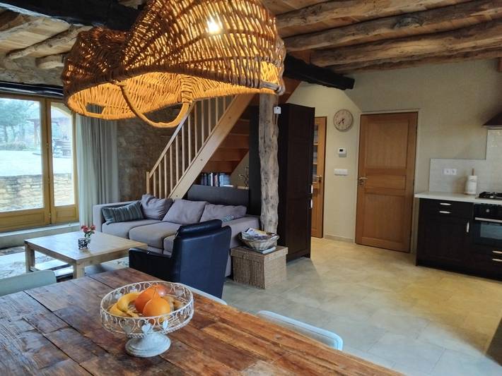 Gîte pour 6 personnes, avec piscine à Salviac
