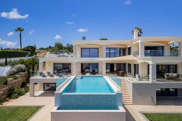 Villa for 10 People in Luz, Faro District, Photo 4