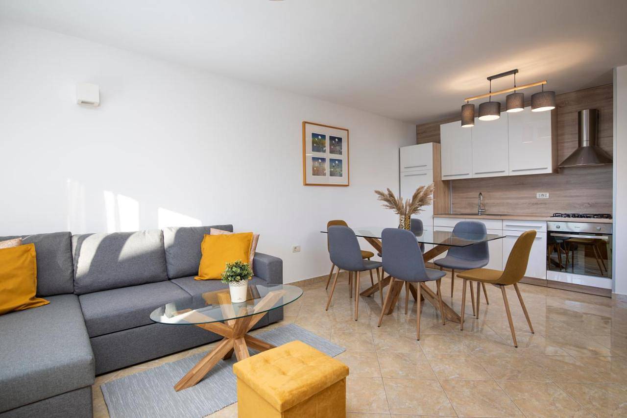 Sandy Bay Apartments - free mountainbike rental - in Pjescana Uvala, Côte Sud d'Istrie
