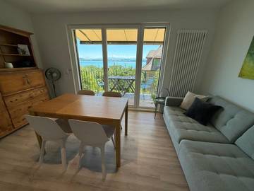Gîte pour 6 personnes, avec jardin ainsi que vue et vue sur le lac à Neuchâtel