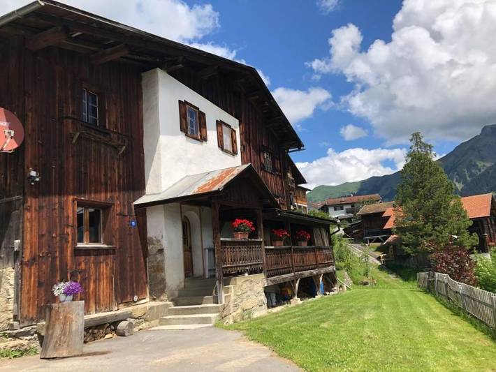 Ferienhaus für 6 Personen, mit Ausblick und Garten sowie Balkon - 1