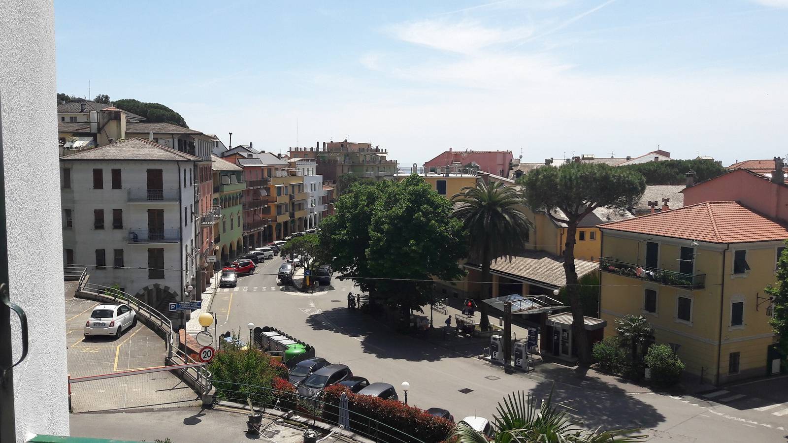 Apartamento entero, Estudio Moneglia 34 cerca de la playa con piscina compartida y Wi-Fi in Bagni Jolanda, Moneglia