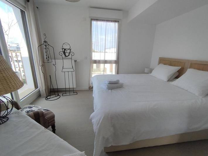 Gîte pour 5 personnes, avec vue et balcon à Rueil-Malmaison