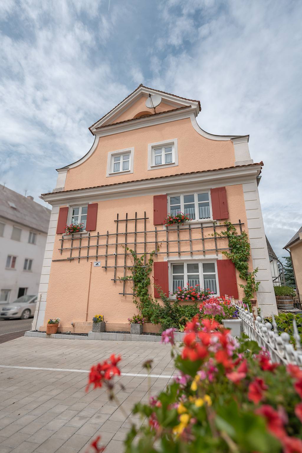 Ganze Ferienwohnung, Suite nahe Legoland Günzburg in Ichenhausen, Bayerisch Schwaben