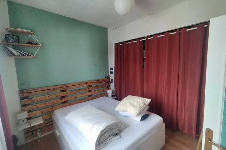 Bassin d'Arcachon house, garden and outbuilding. Near train station.4 bdrms in Biganos, Region de Arcachon