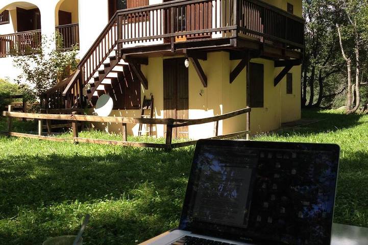 Chalet pour 6 personnes, avec balcon et jardin