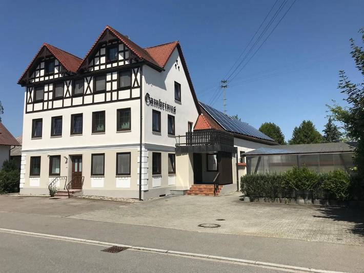 Ferienhaus für 2 Personen, mit Terrasse und Garten