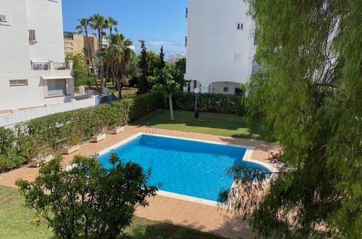 Casa de huéspuedes para 2 personas, con balcón además de piscina y vistas en Talamanca