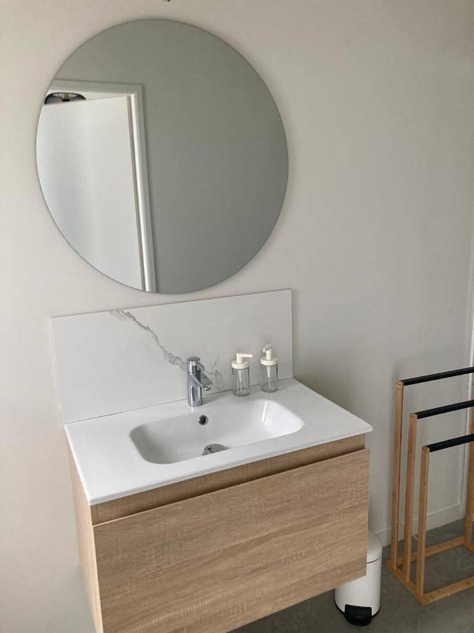 Gîte pour 2 personnes, avec terrasse à Dardilly - 3