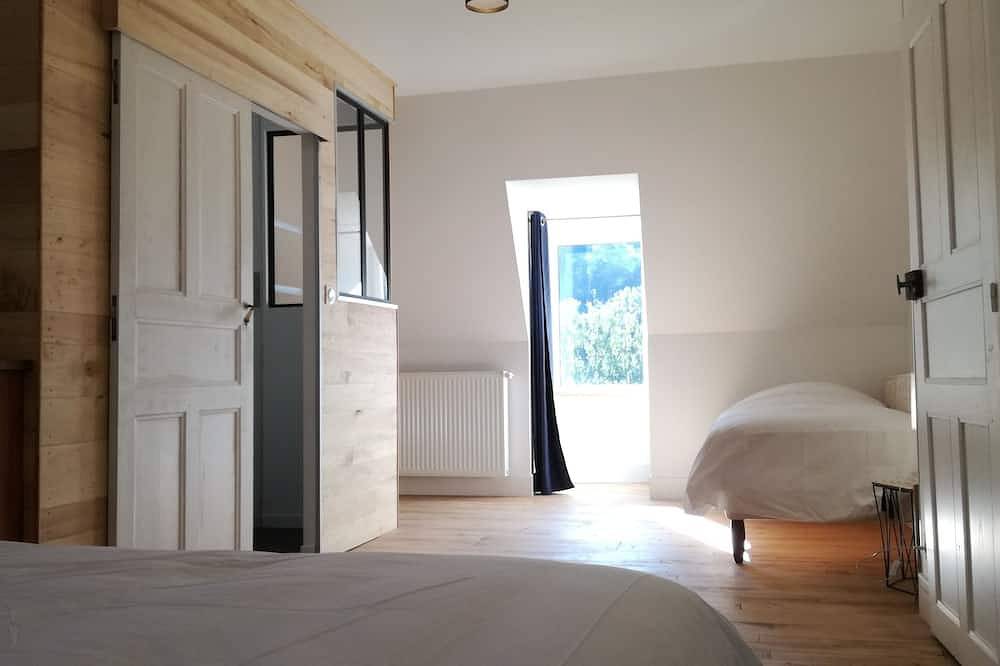 Gite le Marquès en Aubrac avec spa in Saint-Chély-d'Aubrac, Massif central