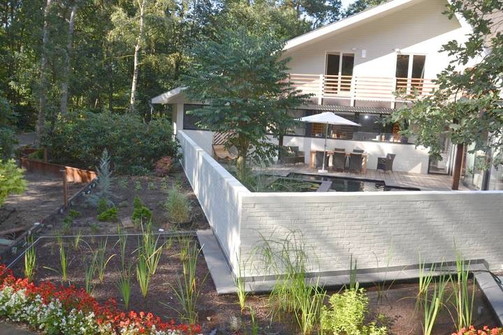 Chambre d’hôte pour 5 personnes, avec Balcon et Terrasse ainsi que Jardin et Bassin pour enfant à Oud-Turnhout