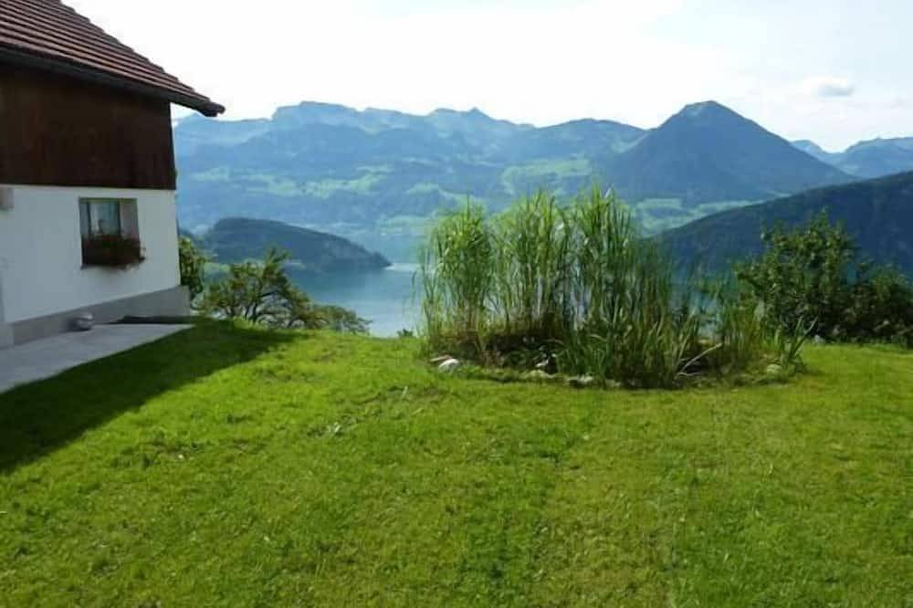 Ganze Wohnung, Ferienwohnung Vitznau für 1 - 4 Personen mit 2 Schlafzimmern - Ferienwohnung in Vitznau, Vierwaldstättersee
