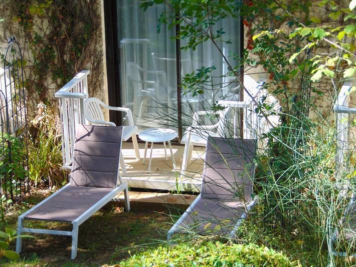 Hôtel pour 2 personnes, avec Balcon et Terrasse ainsi que Jardin et Piscine dans Thermes de Gréoux les Bains - 3