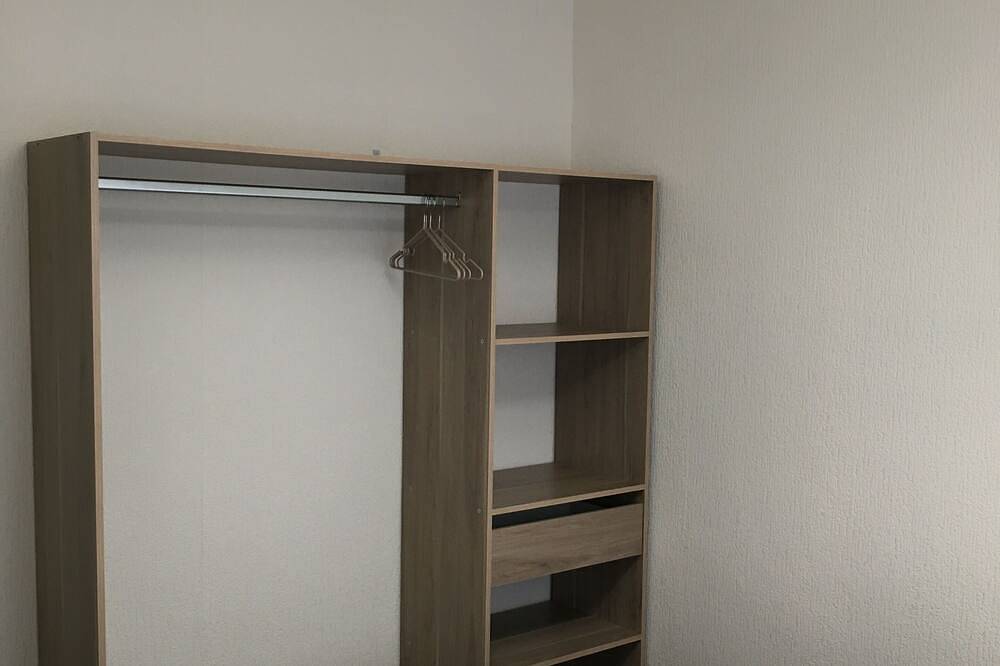 Entire apartment, Très Beaux 2 Pièces de 50m2 Proche Vélizy in Meudon, Hauts-de-Seine