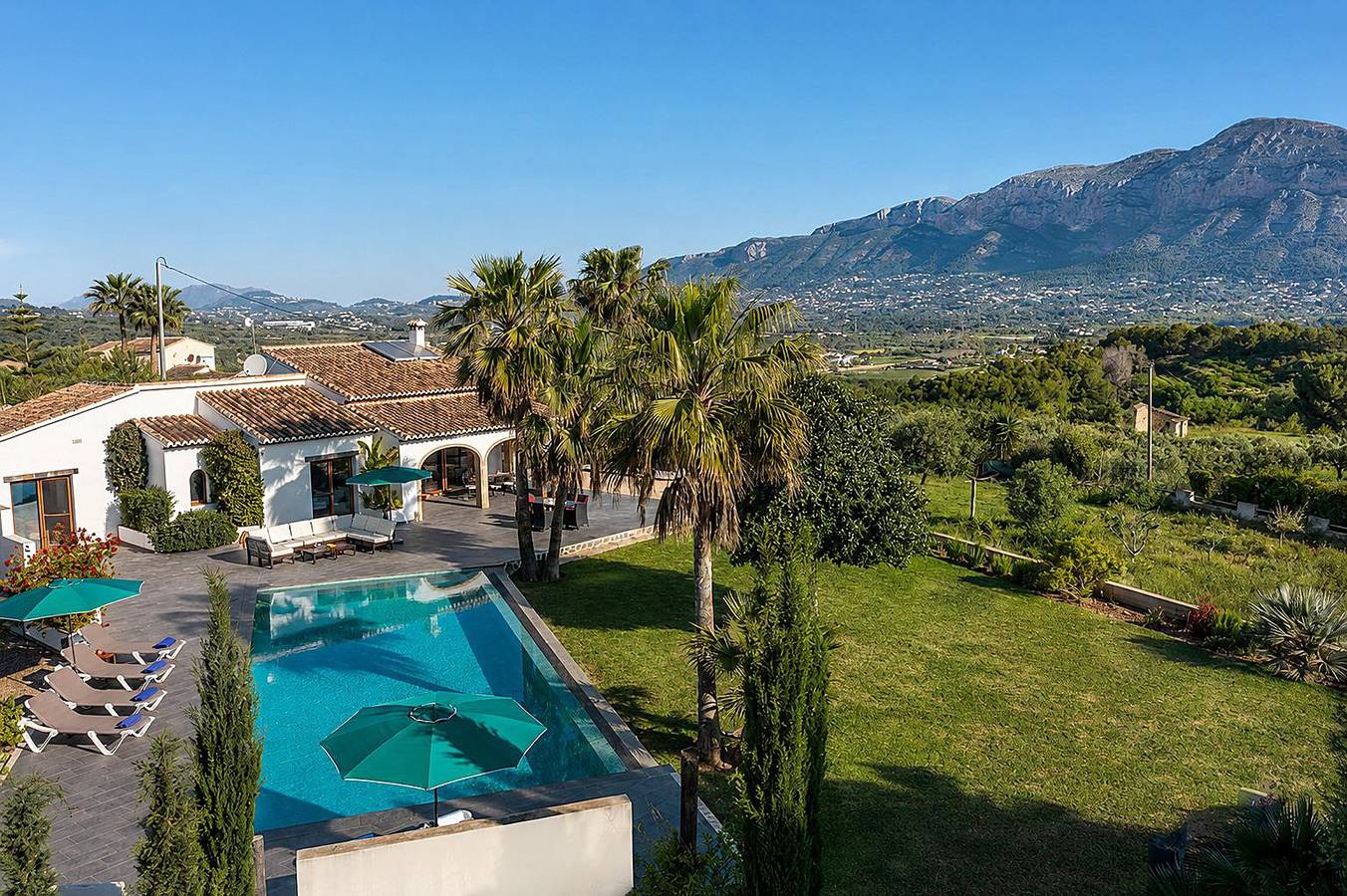 Casa vacanza a Jávea a partire da 405€ a notte
