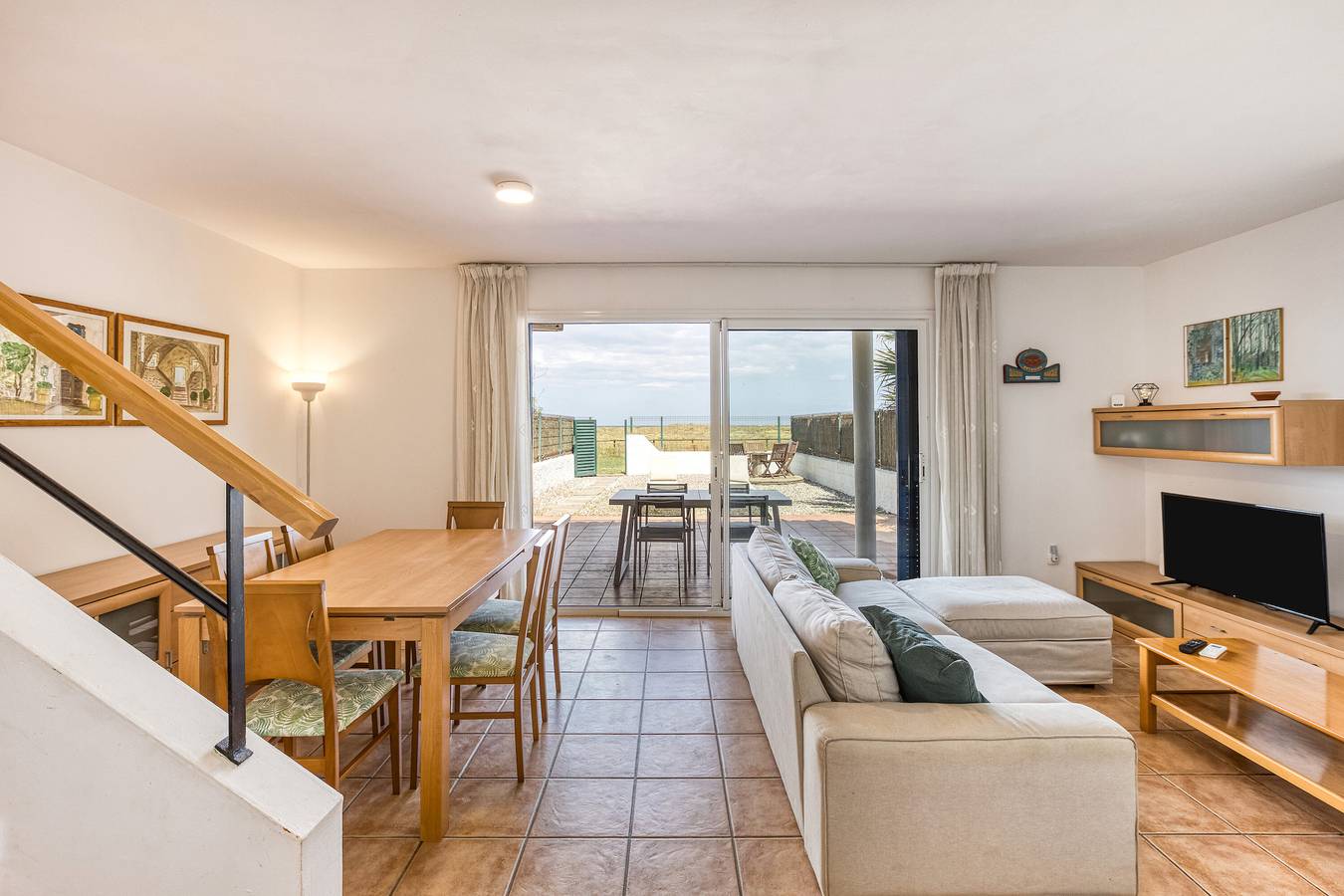 Ganze Wohnung, Oasis Premium Costa Brava – Apartment mit Garten, Pool & Strand nur 50 m entfernt in Mas Pinell, Torroella de Montgrí