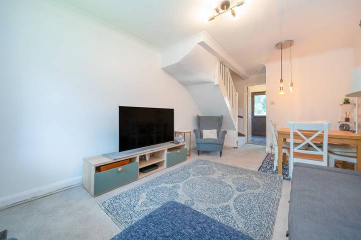 Quiet St. Albans Cottage with Free Parking - Pass the Keys in Hertfordshire