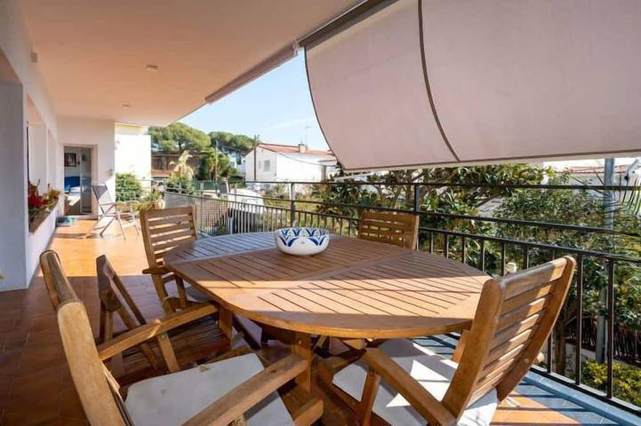 Ferienwohnung für 6 Personen, mit Terrasse und Balkon/Terrasse - 1