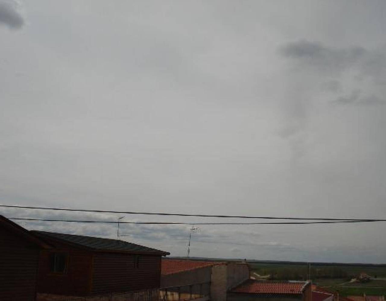 Vacation house for 2 people with yard in Hernansancho, Ávila Region