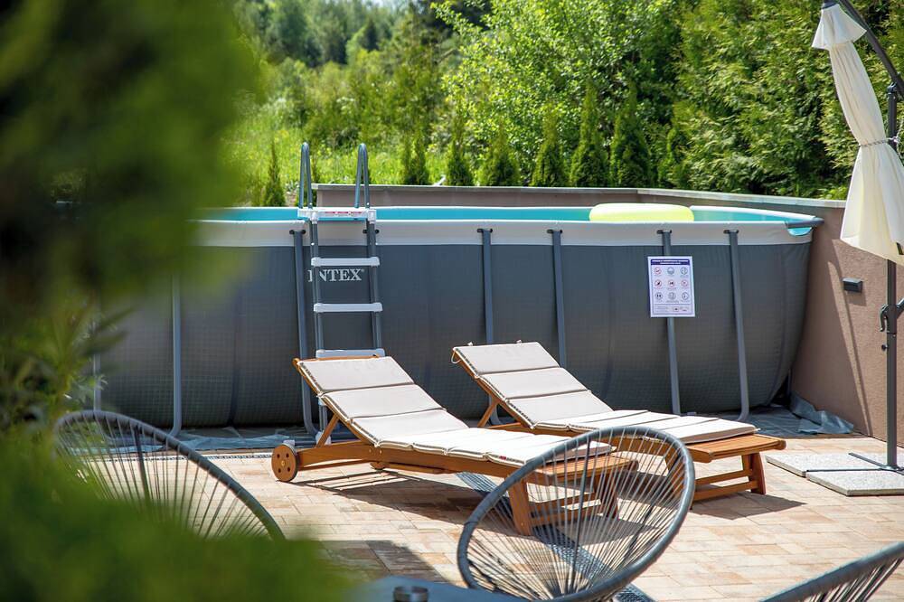 Villa \"Bajer\" with 5 bedrooms and wellness with jacuzzi, and outside pool. in Fuzine, Primorje-Gorski Kotar