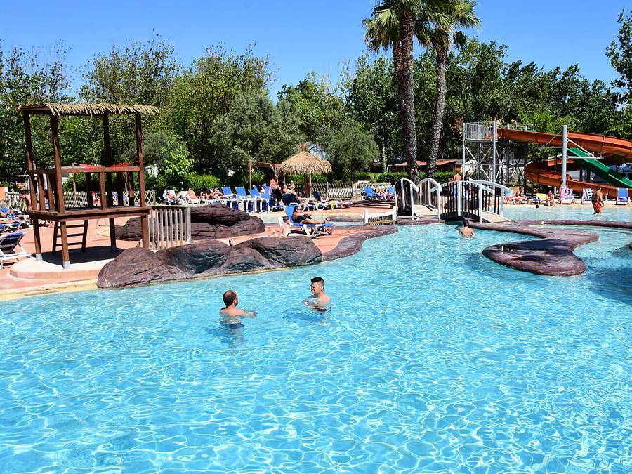 Camping Les Salisses  - Mobilhome 8 personnes - 3 Chambres in Vias Plage, Vias