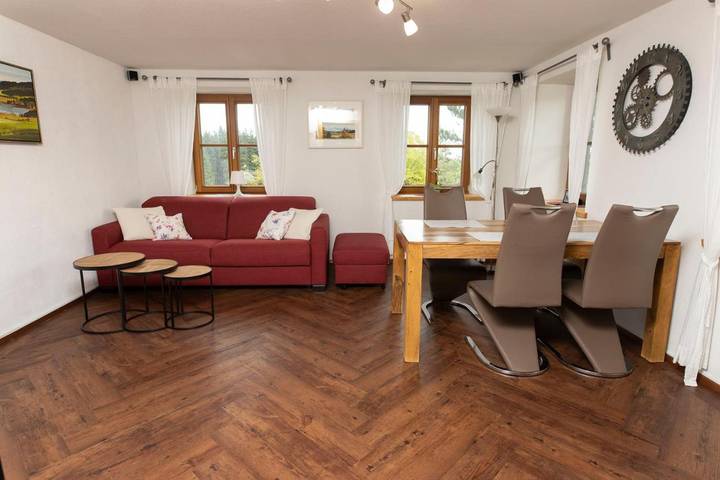 Ferienwohnung für 4 Personen, mit Terrasse und Garten sowie Ausblick in Weitnau - 3