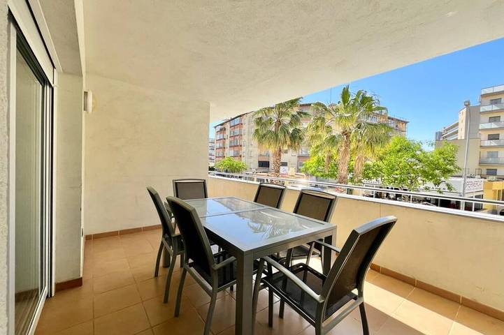 Gîte pour 8 personnes à Roses