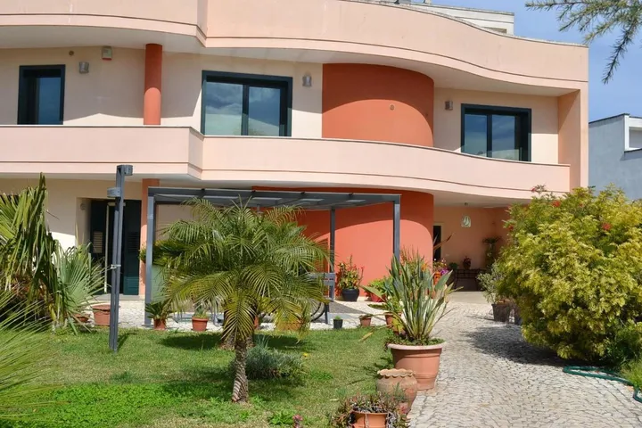 Chambre d’hôte pour 4 personnes, avec jardin - 1