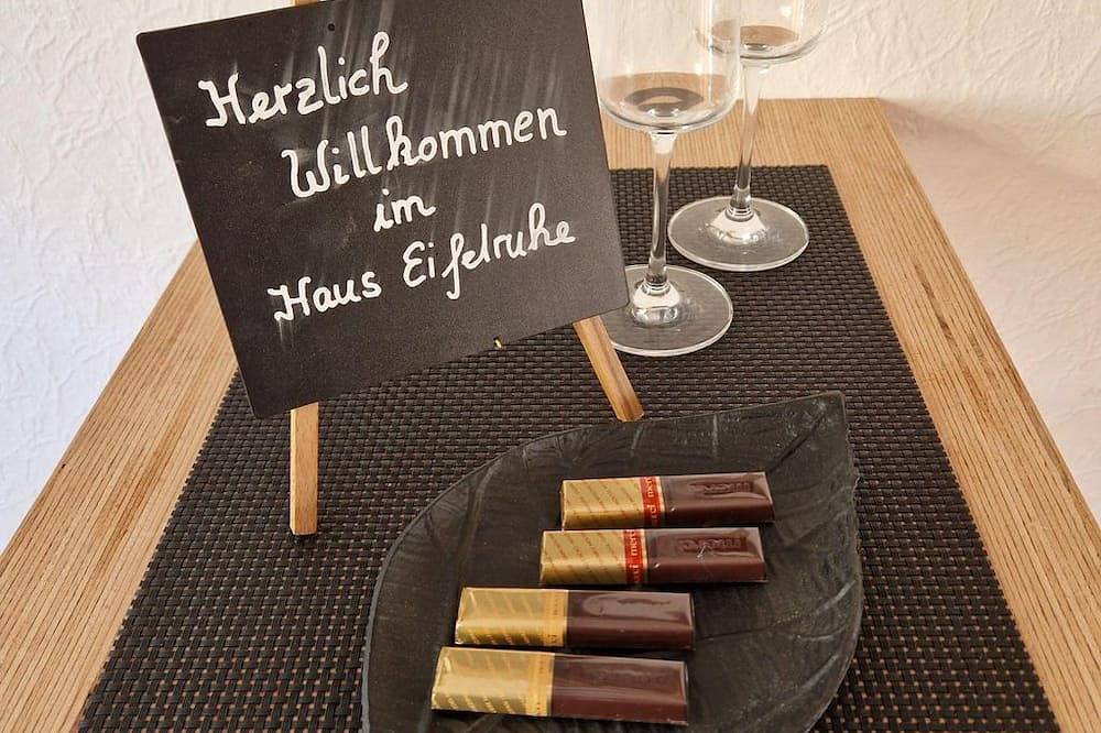 Haus Eifelruhe - 10-Bett-Ferienhaus Eifelruhe in Birresborn, Vulkaneifel