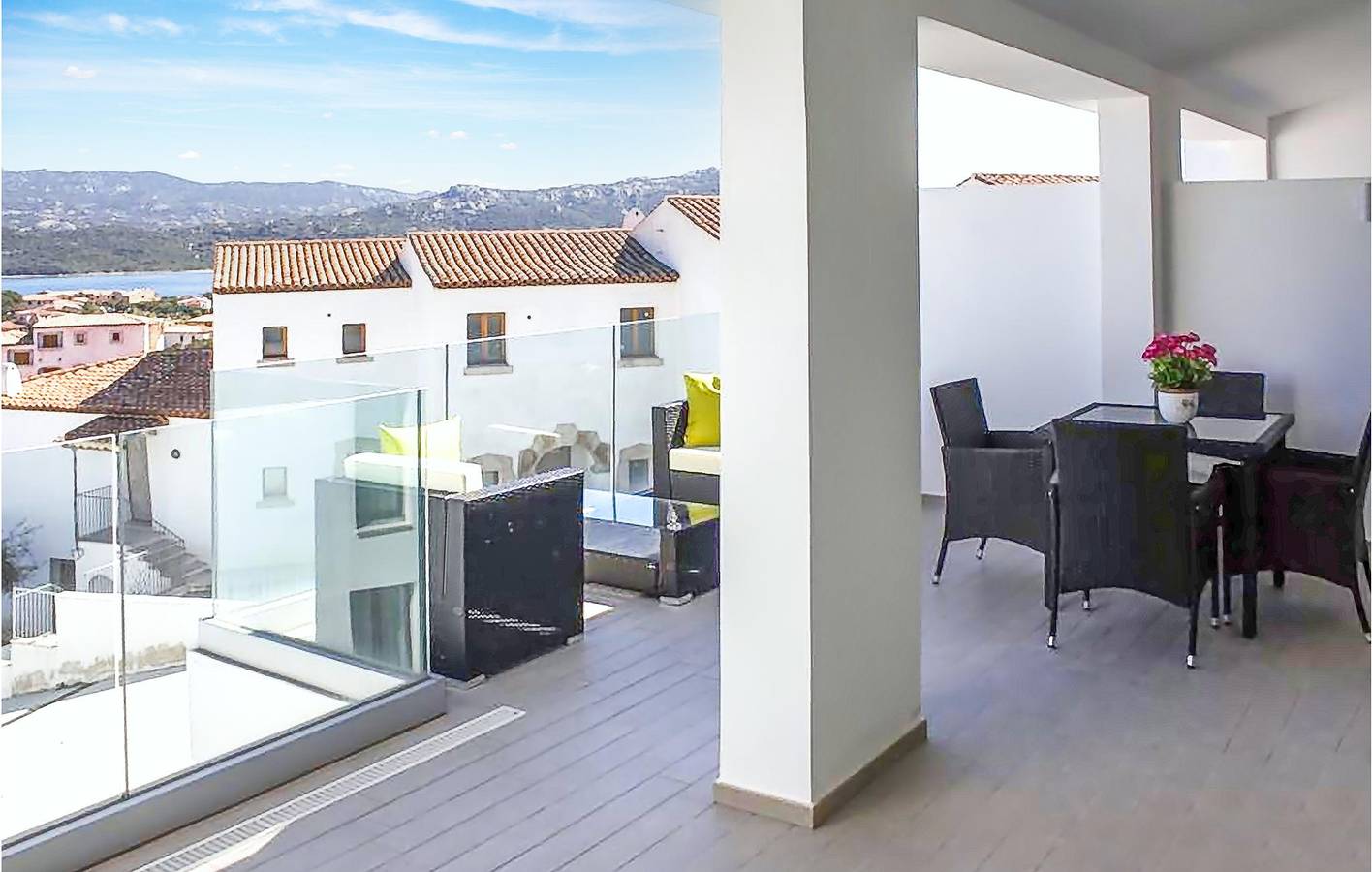 Ganze Ferienwohnung, Apartment mit Meerblick, Parkplatz, AC, Pool und WiFi in Cannigione, Arzachena