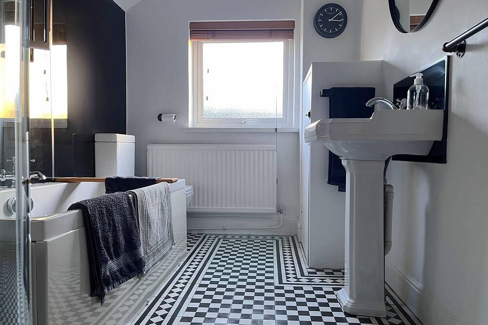 Inviting Home | Brilliant Location | Free Wi-Fi in Northampton, Northamptonshire