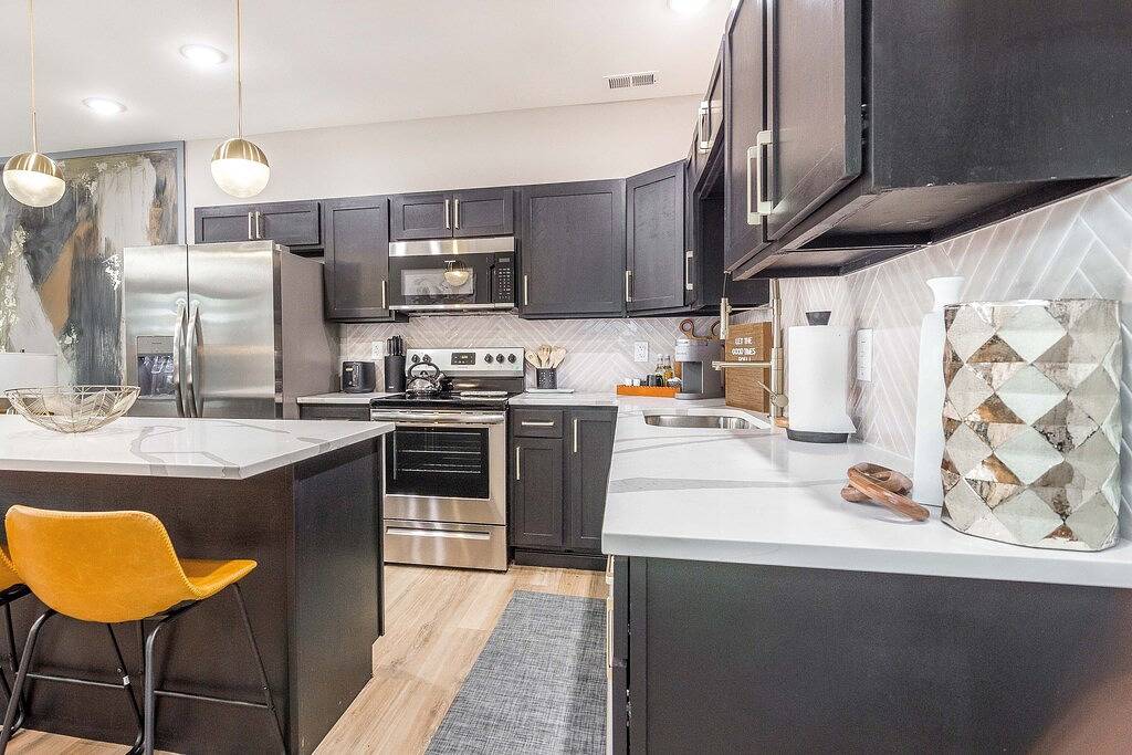 The Curated Chateau—Minutes from Louisville in New Albany, Indiana