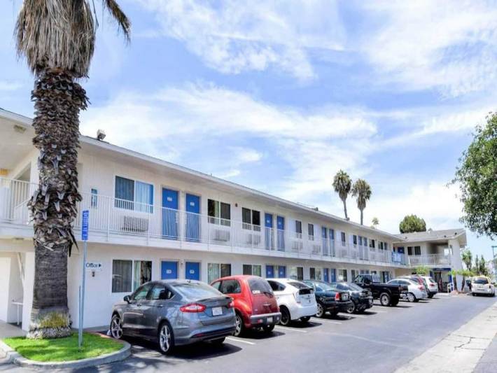 Apartamento de vacaciones para 2 personas, con terraza y piscina, Familias con niños - 1
