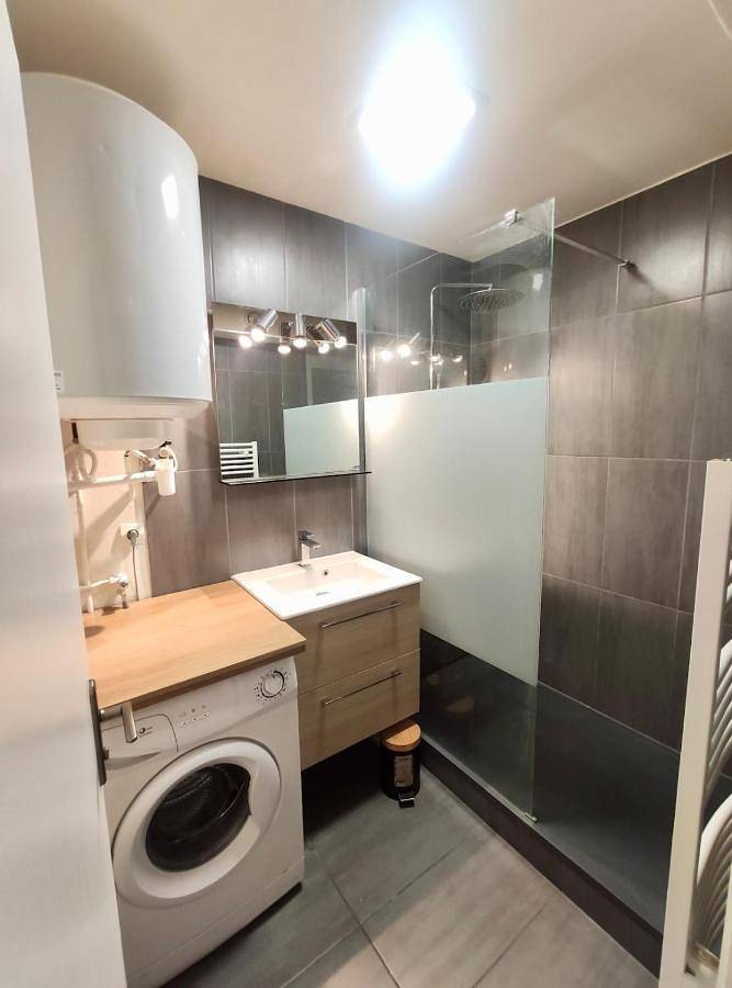 Gîte pour 4 personnes à Villeneuve-le-Comte - 4