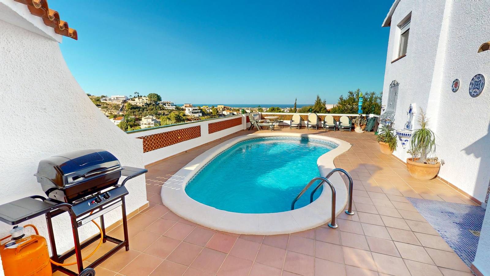 Villa for 8 - 9 people in Denia with private pool, wifi, A/C in Montgo, Dénia