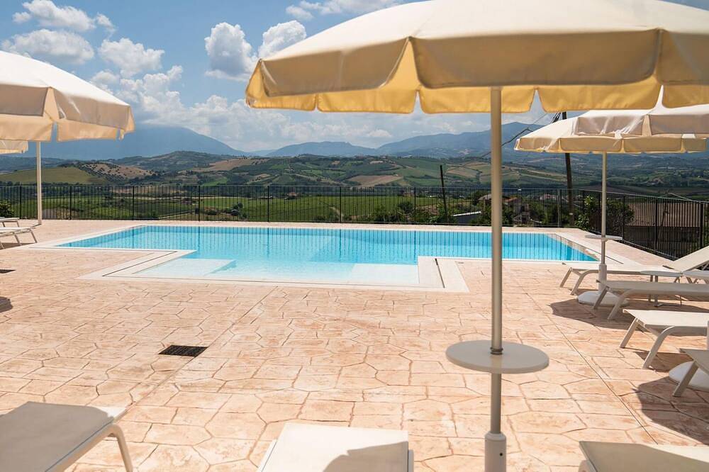 Entire apartment, Le Galelle, Country House Apartment - 1 Bedroom Apartment in Rosciano, Pescara Province
