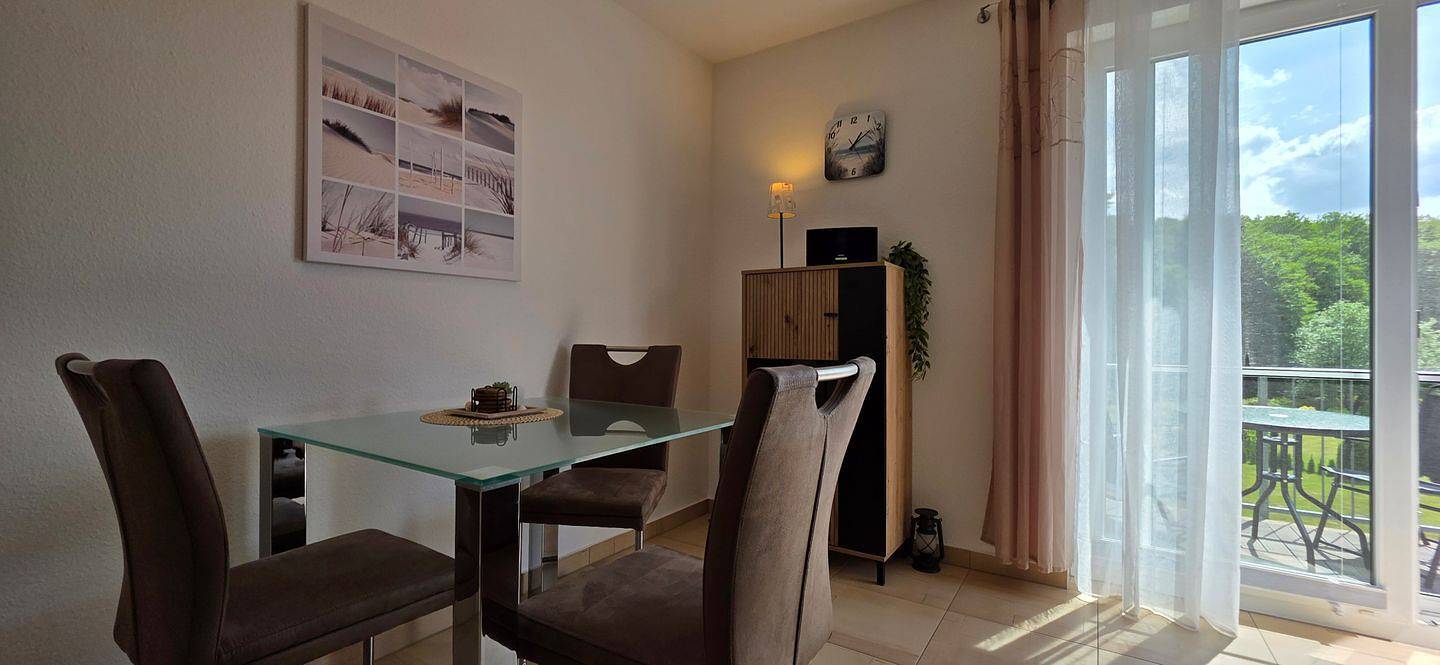 Ganze Wohnung, 3-Zimmer-Fewo mit 2 Sz für 5 Pers. und Wlan in Gelbensande, Rostock und Umgebung