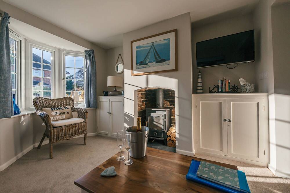 Holiday Home for 4 People in Lymington, New Forest National Park