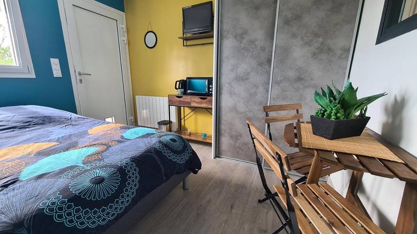 Maison d’hôte pour 2 personnes, avec Balcon et Terrasse ainsi que Jardin et Vue