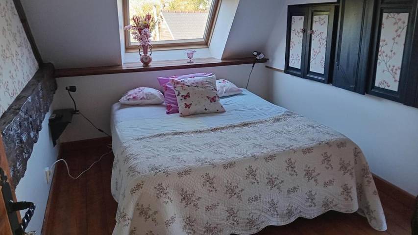 Maison d’hôte pour 6 personnes, avec Jacuzzi et Terrasse ainsi que Jardin et Vue