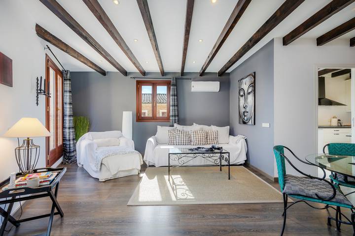 Ganze Wohnung, Edificio duplex can roses in Moscari, Selva